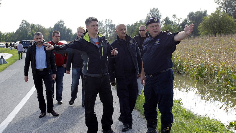 Predsjednik Vlade Milanović pohvalio dobru organizaciju u obrani od poplava